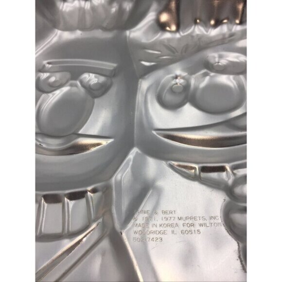 Bert and Ernie Wilton Birthday Party Cake Pan Sesame Street 502-7423 Vintage - Picture 5 of 7